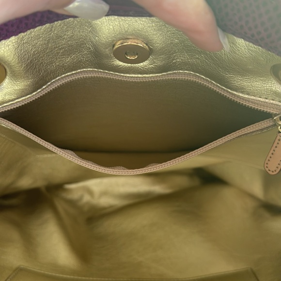 Michael Kors XLarge Jet Set Purple Snakeskin Print Leather Tote Bag. - Picture 7 of 8